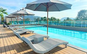 Araya Patong Beach Hotel 4*
